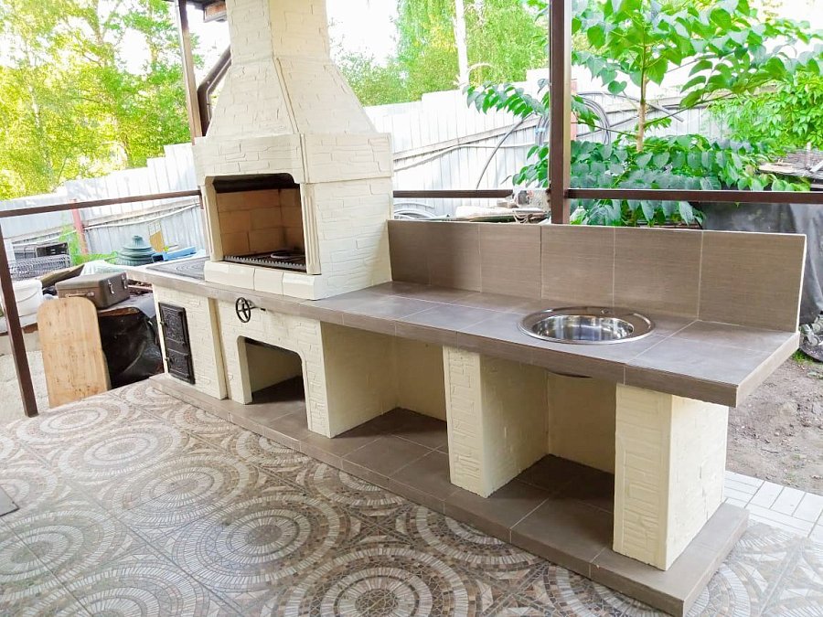 Печь № 22 — Печь барбекю с печью под казан, мойкой и рабочим столом